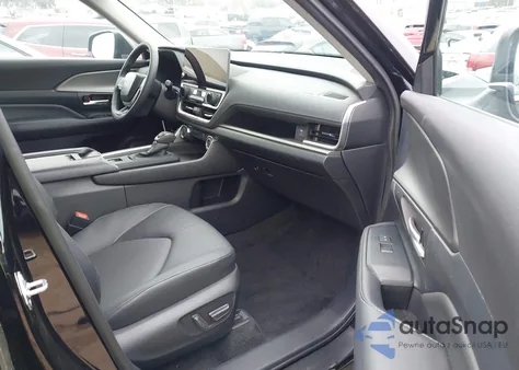 2024 Toyota Grand Highlander Hybrid Xle from USA, damaged, VIN 5TDACAB51RS028426